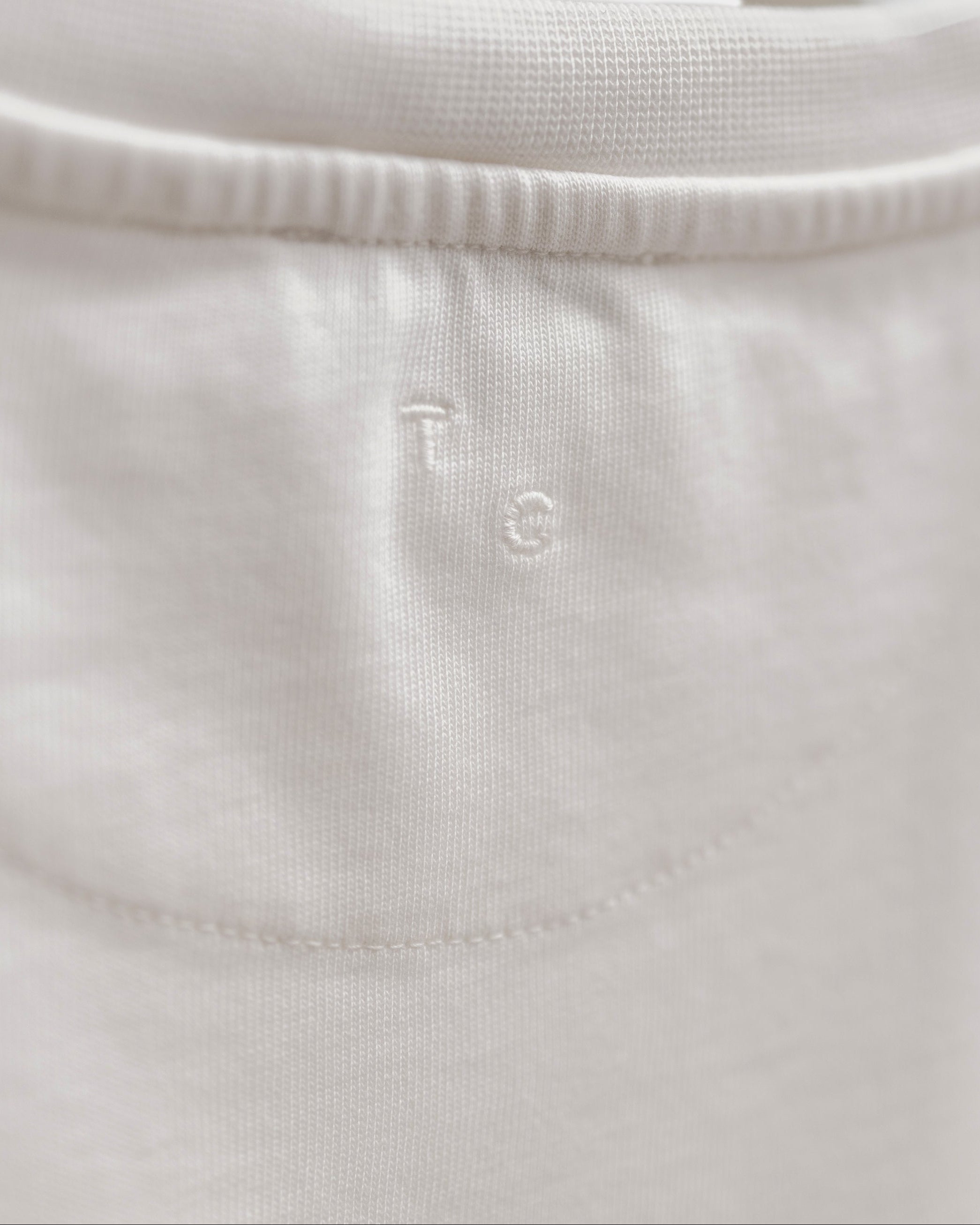 The Sailboat T-shirt - Cream White.