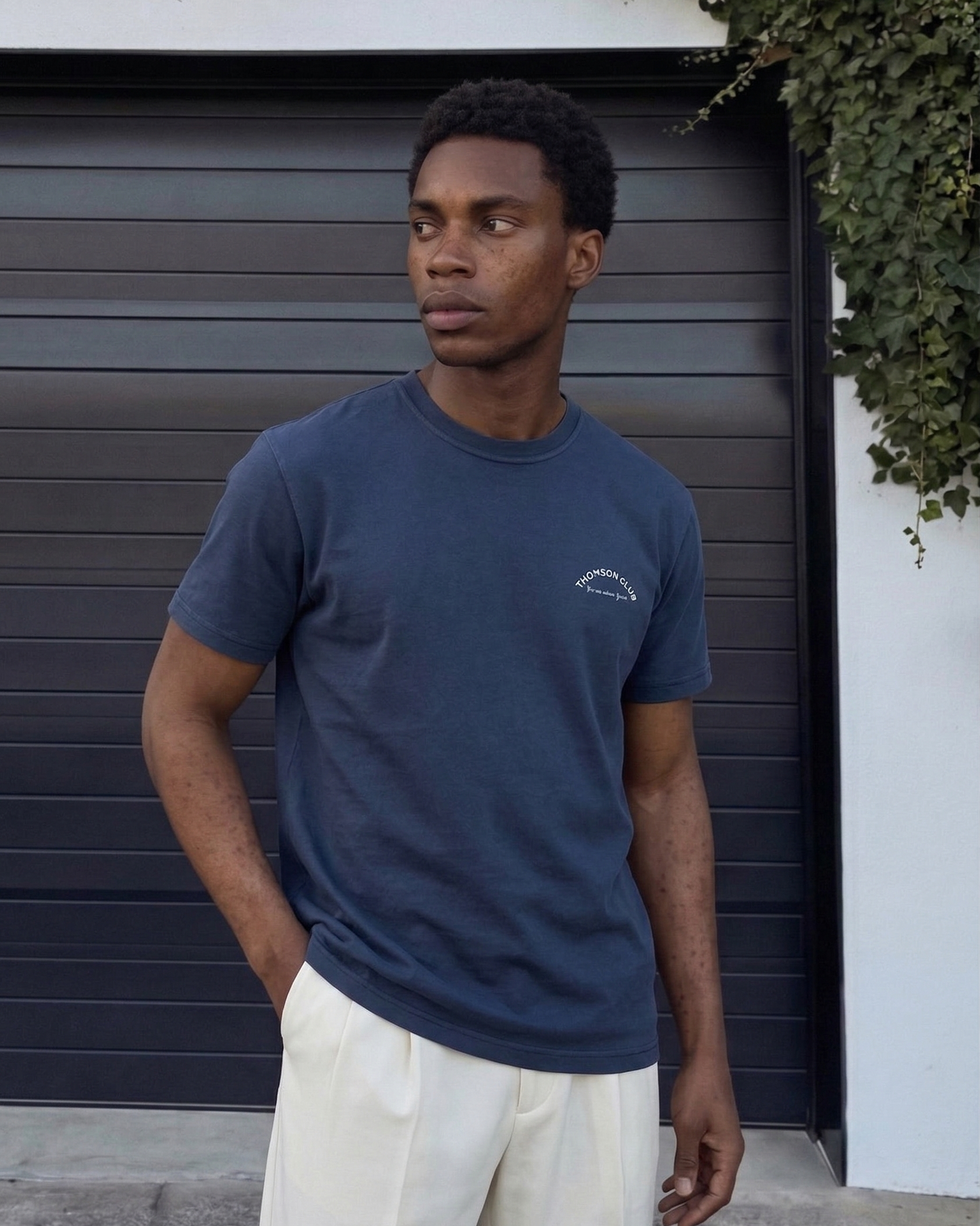 The "Je ne sais quoi" T-shirt – Blue