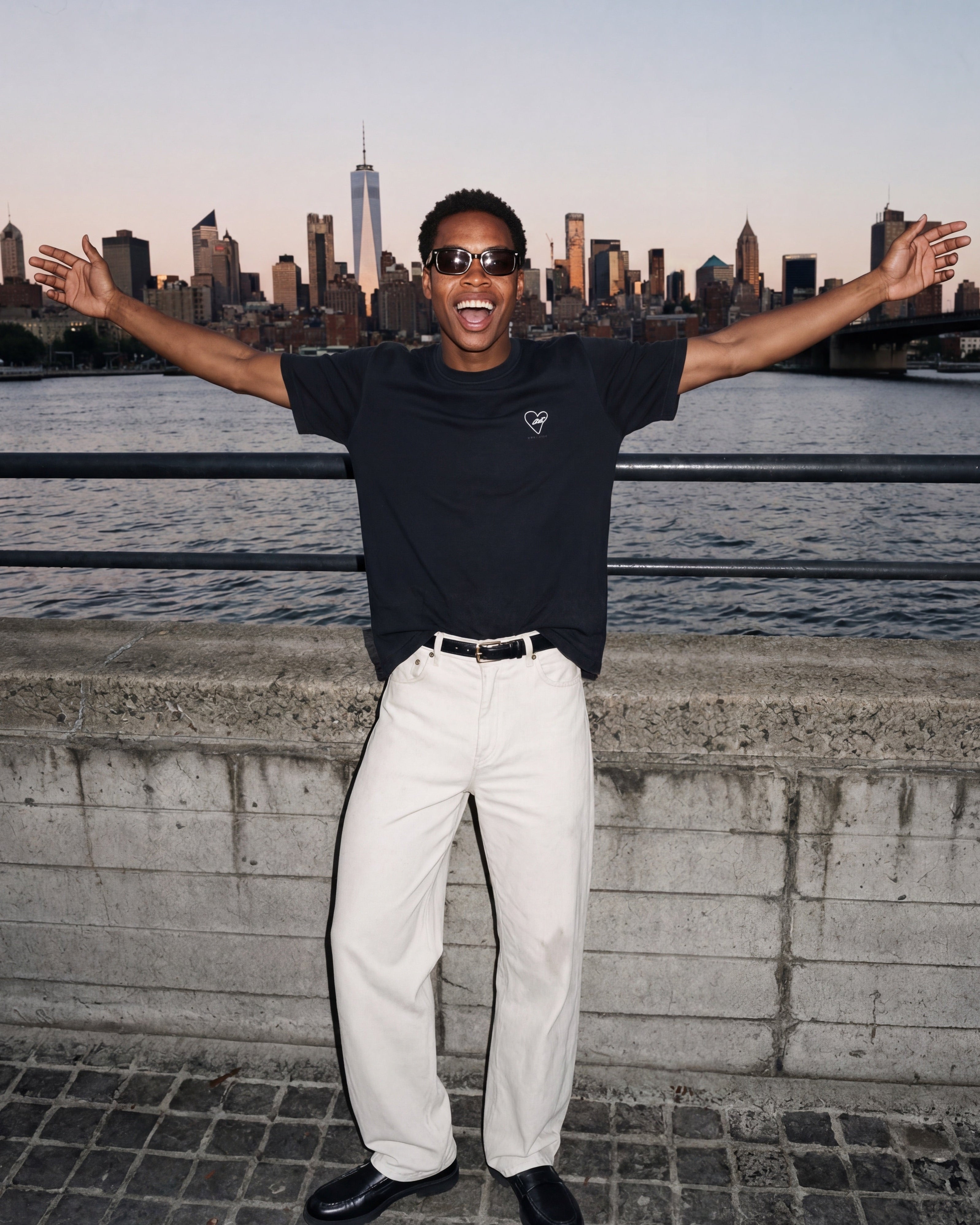 The Art 211 T-Shirt - Black